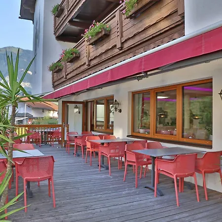 Alpenblick בית הארחה