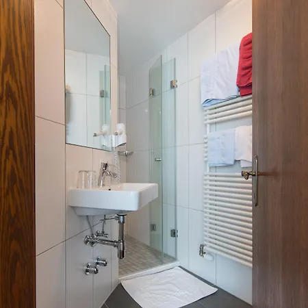 בית הארחה Alpenblick 3*