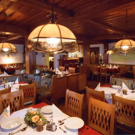 Alpenblick בית הארחה 3*