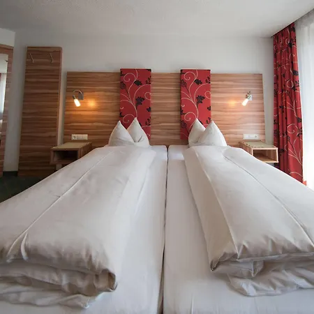 Alpenblick Gasthof 3*