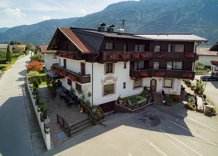 Alpenblick Radfeld